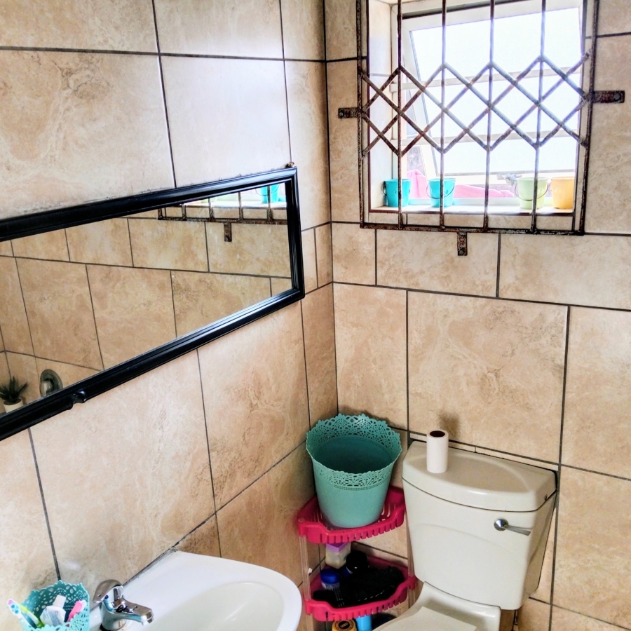 2 Bedroom Property for Sale in Haven Hills Eastern Cape